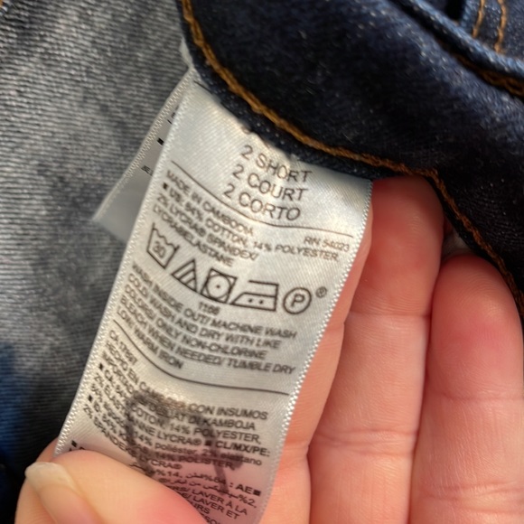 Curvy Skinny Jeans - Picture 4 of 4